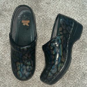 Dansko XP size 37 (6.5-7)  metallic cheetah print